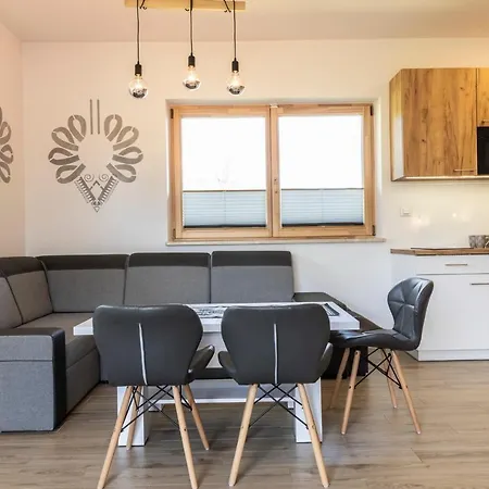 Sloneczna Karpielowka Косцелиско